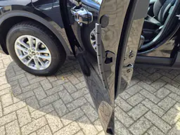 Ford Kuga - photo 17