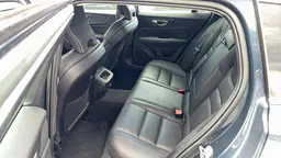 Volvo V60 - photo 4