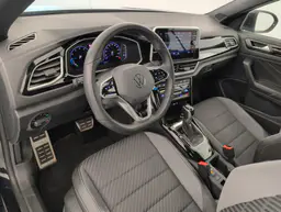 Volkswagen T-Roc - photo 14