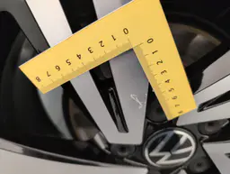 Volkswagen T-Roc - photo 28