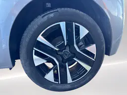 Peugeot 208 - photo 28