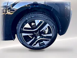 Peugeot 208 - photo 6