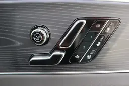 Cadillac Lyriq - photo 31