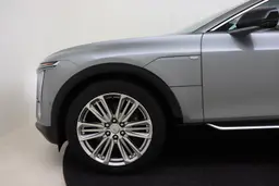 Cadillac Lyriq - photo 38