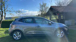 Renault Clio - photo 2