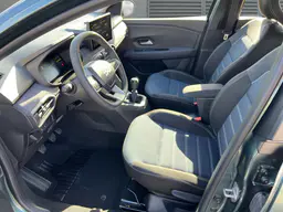Dacia Sandero - photo 4