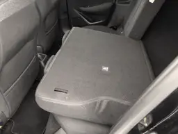 Peugeot 208 - photo 12