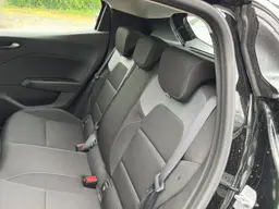 Renault Clio - photo 14
