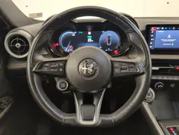 Alfa Romeo Tonale - photo 15