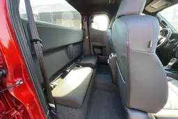 Isuzu D-Max - photo 10