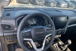 Isuzu D-Max - photo 13