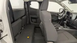 Isuzu D-Max - photo 10