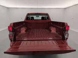 Isuzu D-Max - photo 11